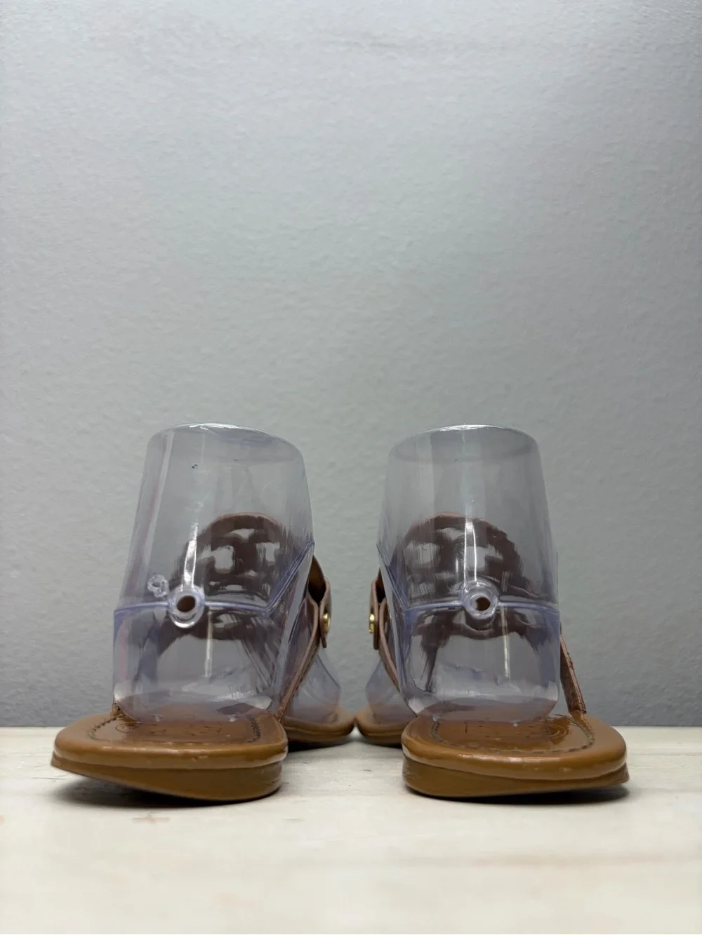 Tory Burch Brown Patent Leather Miller Thong Sandals Size 6